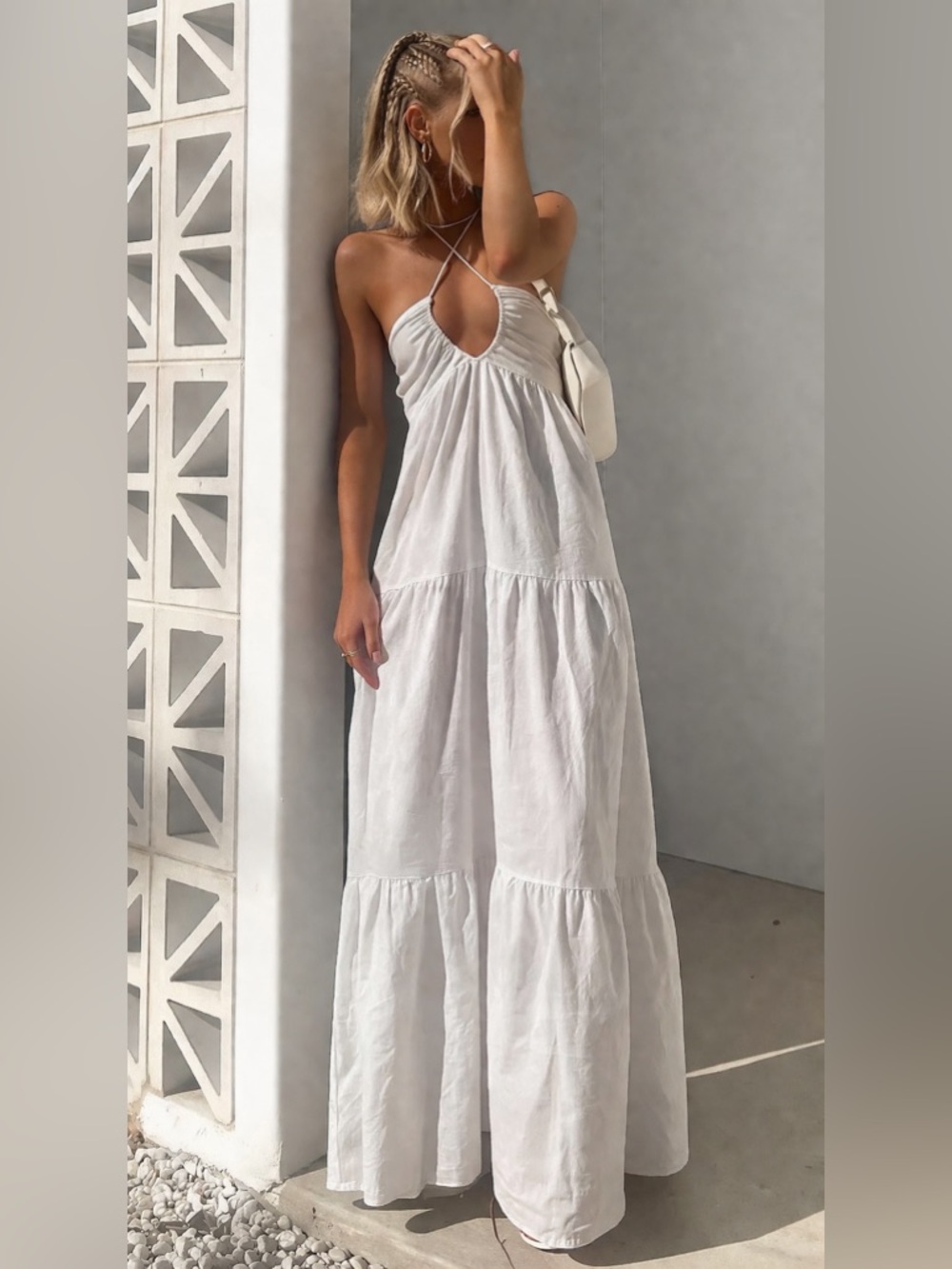 Princess Polly White Halter Tiered Maxi Dress 70% cotton 30% linen size 16